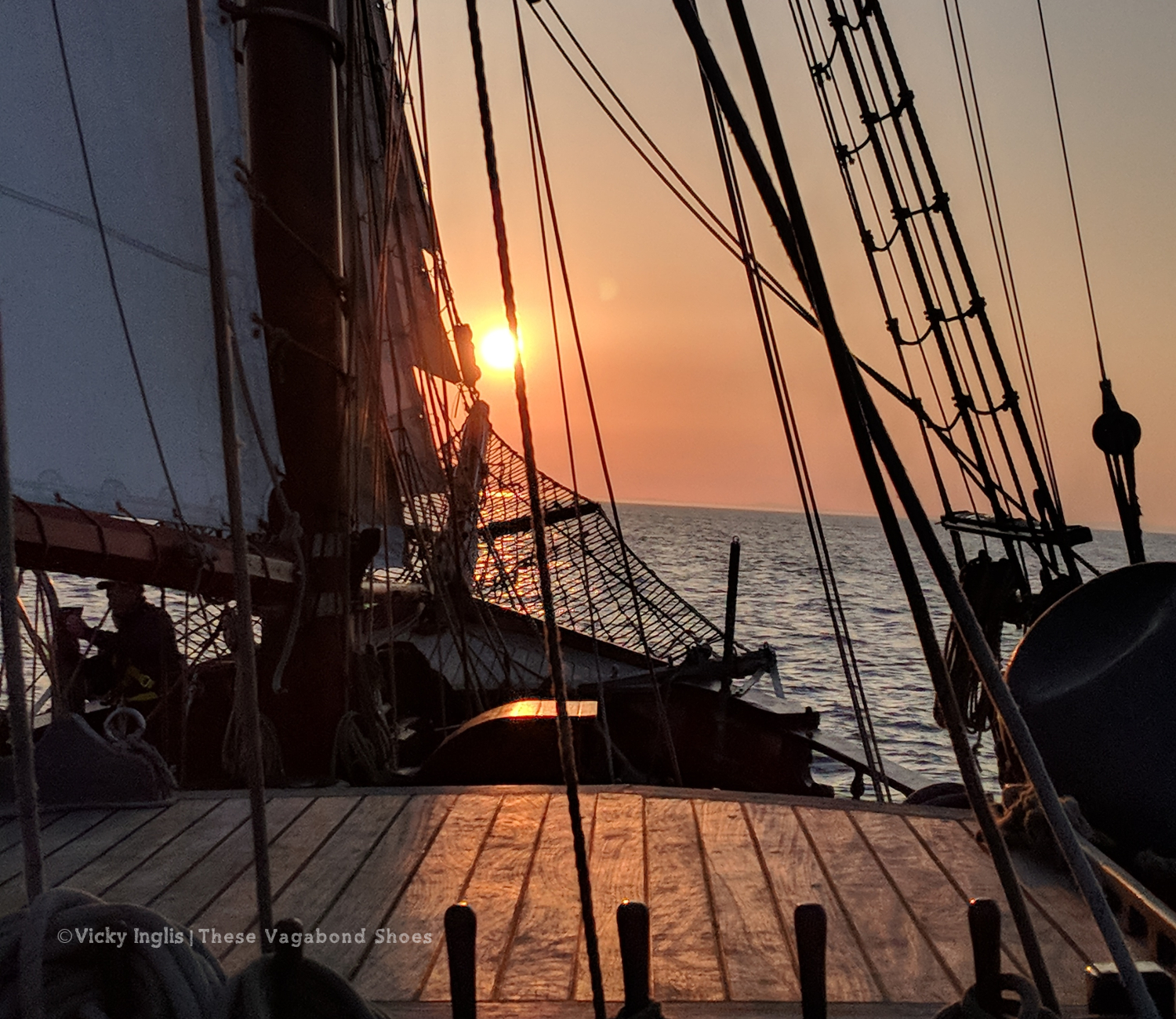 sunset_sailing_small