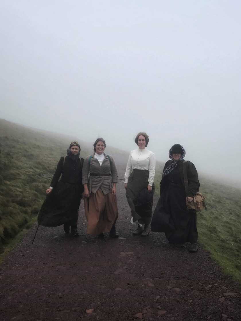 corset_capers_16lh_sm