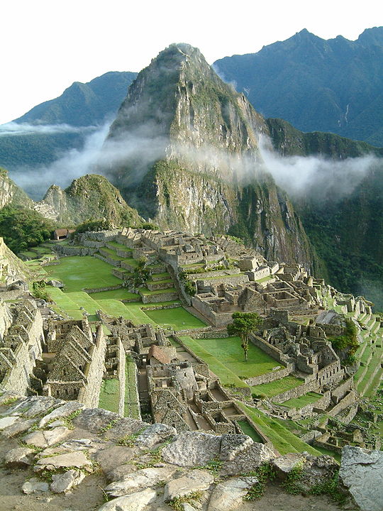 540px-Peru_Machu_Picchu_Sunrise.jpg